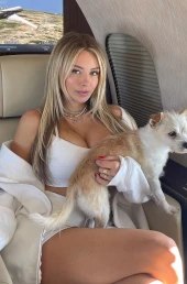 Проститутка Эма